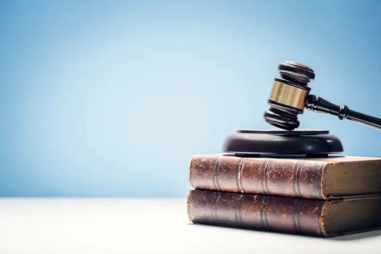 Maître Mevlut TURK, avocat impliqué dans la communauté de Charleroi